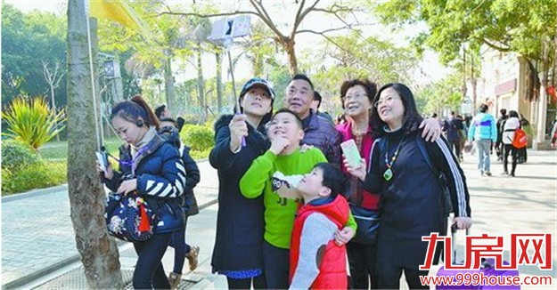 琴岛昨迎客超五万 秩序井然游客点赞-九房网