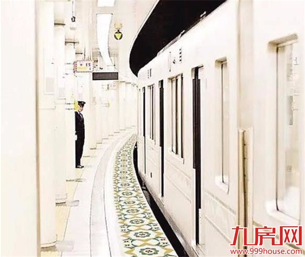 花砖铺进厦门地铁站可行吗 业内：铺地不耐磨易打滑——九房网