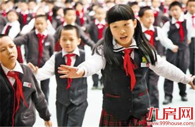 报名前两天人数高达5379人 湖里发布积分入学学位预警——九房网