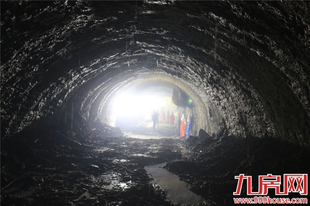 历时900天 厦门地铁高崎站至高殿站区间隧道双线贯通——九房网