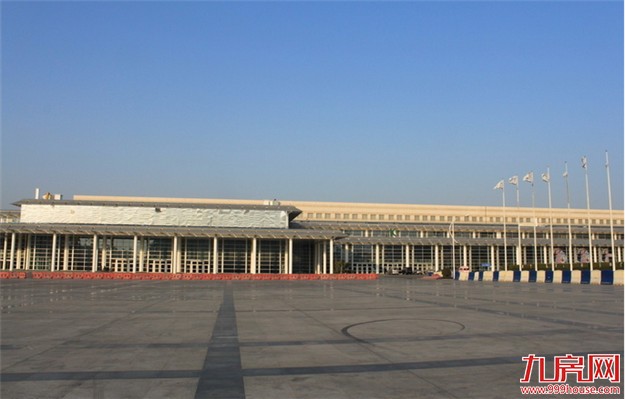 周末会展中心周边限行 4条公交线路调整——九房网