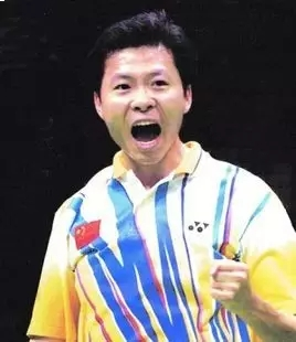 厦门选手里约获首金！女大力士邓薇破世界纪录夺冠——九房网