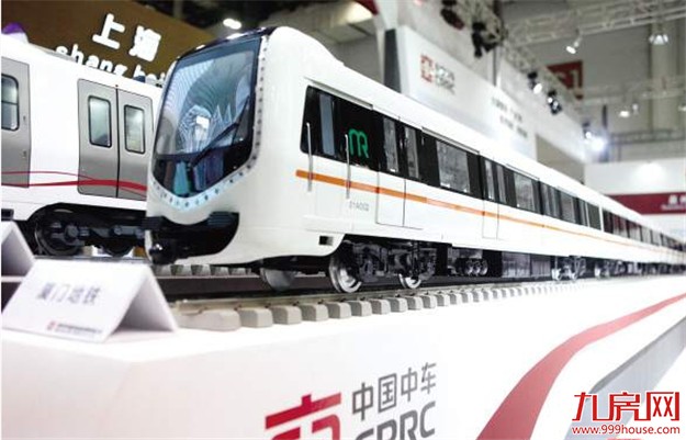 厦门地铁1号线列车模型亮相投洽会 最大载客量可达2062人——九房网 厦门地铁1号线列车模型亮相投洽会 最大载客量可达2062人——九房网