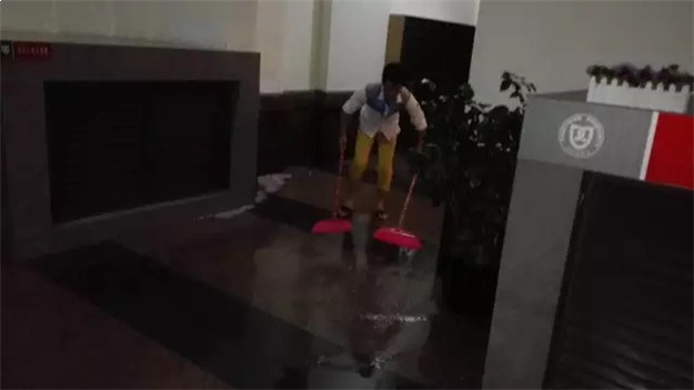 建发：风雨同舟、众志成城！呵护钻石人生！——九房网