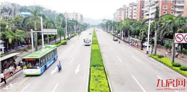 单双号限行第一天 厦门多数市民选择绿色出行方式——九房网