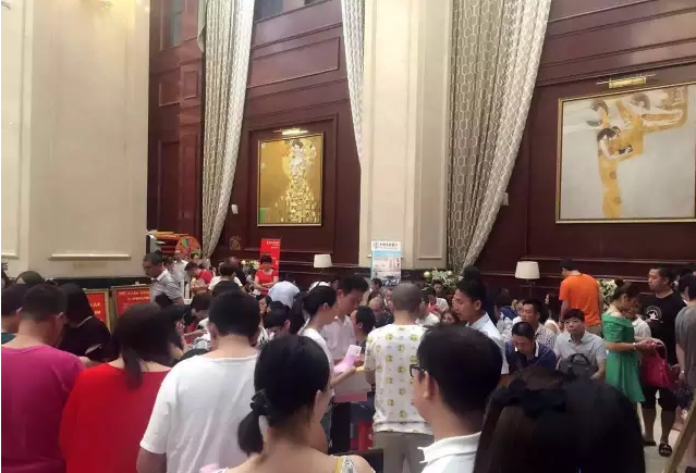 上周末3盘入市遭近千人开抢！这年头，在厦门不是有钱就能买到房……——九房网