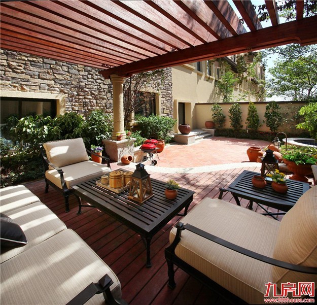 联发·欣悦湾：三月春暖花开，不如集美最美院子墅——九房网