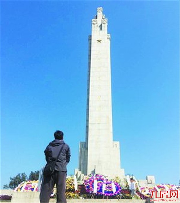清明首日厦门岛内革命烈士陵园市民络绎不绝 岛外略显冷清——九房网