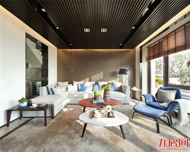 城心院墅里 听海赞人生——九房网