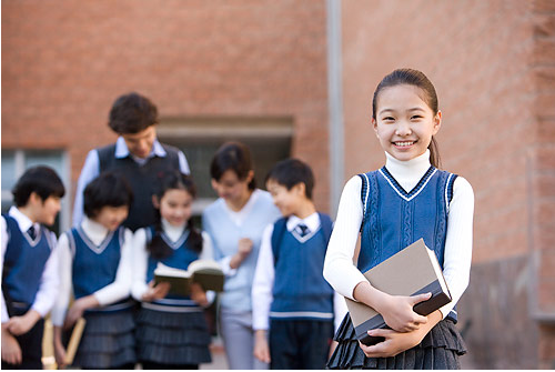 部分上幼儿园的孩子被家长要求学“编程” 有必要吗?——九房网 部分上幼儿园的孩子被家长要求学“编程” 有必要吗?——九房网