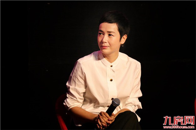 蒋雯丽来厦演百老汇经典名剧《明年此时》——九房网