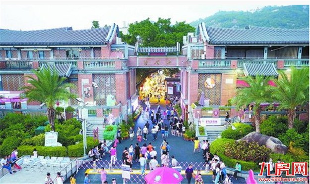 厦门黄金周首日 琴岛接近“满载” 岛外游客暴增——九房网 厦门黄金周首日 琴岛接近“满载” 岛外游客暴增——九房网