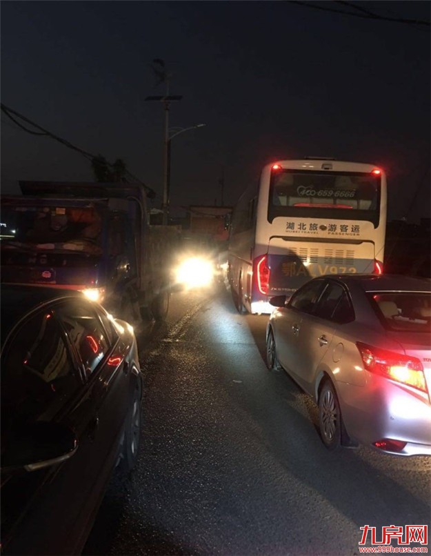 漳州港卓岐海堤拥堵成患 市民多次反映无果——九房网 漳州港卓岐海堤拥堵成患 市民多次反映无果——九房网