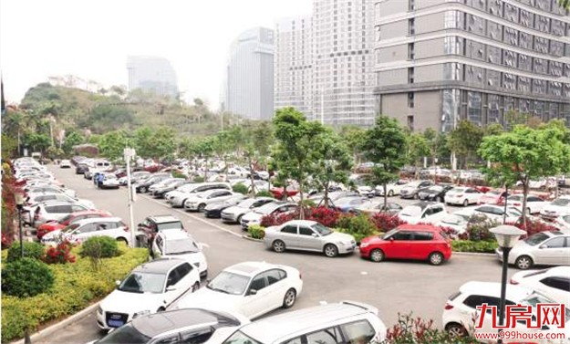 赏花高峰游客多 海沧郊野公园将增设停车位和公厕——九房网 赏花高峰游客多 海沧郊野公园将增设停车位和公厕——九房网