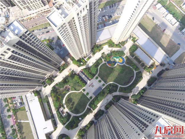 完了！踩盘把自己踩进去了！3.2万/㎡起的精装三房也想来一套！——九房网