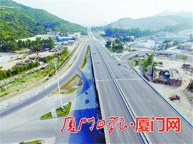 马青路路面大修 高峰期尽量避开施工路段——九房网
