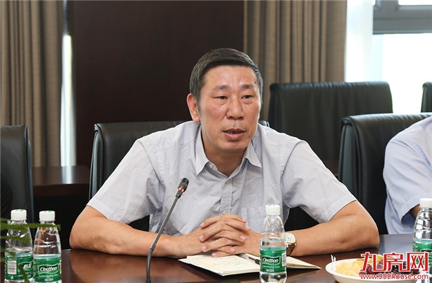 福信集团、陈章辉福信慈善基金会 举办茶话会，持续关爱大学生——九房网