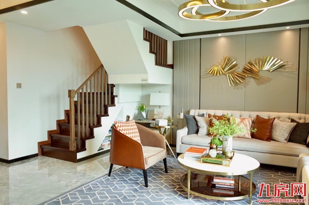 平层PK复式，这场辩论大会，究竟谁才是真正的赢家？——九房网