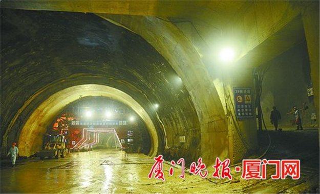 海沧隧道又有突破性进展 下穿兴湖路双连拱隧道贯通——九房网
