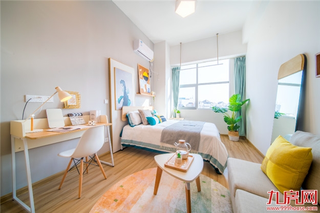 龙湖集团业绩会 - 龙湖冠寓“坚定前行”且赚钱可期——九房网