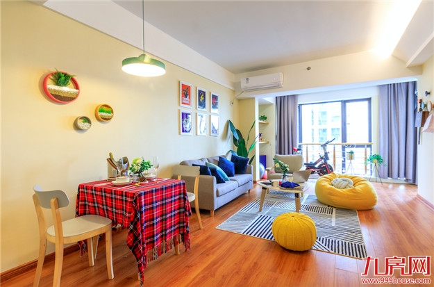 龙湖集团业绩会 - 龙湖冠寓“坚定前行”且赚钱可期——九房网