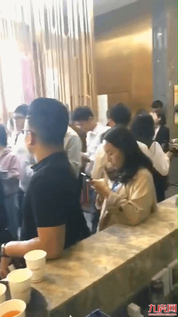 傻眼了！上千买房人出动！有盘大卖近40套！厦门楼市又暴起了？——九房网