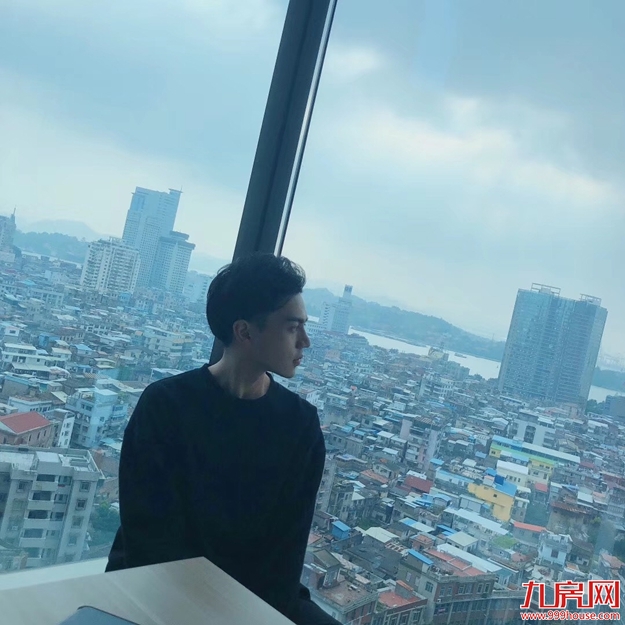 厦门龙湖冠寓·你的“全球城市形象大使”爱豆，就在你隔壁！——九房网