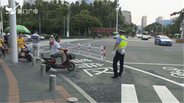 厦门网红斑马线迎来3.0版！这次增设了……安全性进一步提高！——九房网