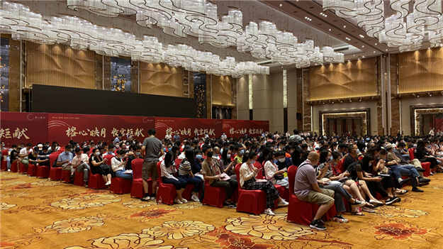 均价2.8万/㎡！200多套房源遭疯抢！刚刚，榕心映月三期开盘再次售罄！——九房网