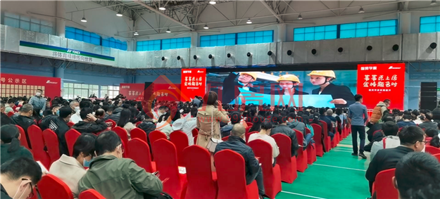 岛外也疯狂!上午两盘齐开!近2000人抢房!购房者:买房像抢白菜!——九房网 岛外也疯狂!上午两盘齐开!近2000人抢房!购房者:买房像抢白菜!——九房网