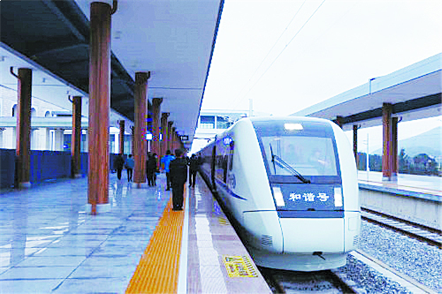 厦门到平潭能坐动车啦 全程预计3个小时左右——九房网