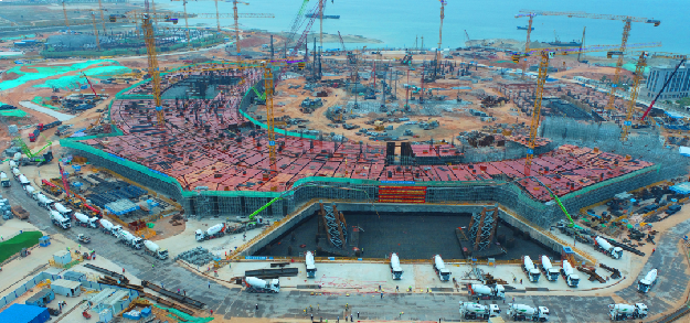 白鹭体育场北巨拱万方承台顺利完成浇筑——九房网