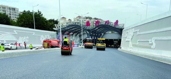 海沧隧道开始铺沥青 向6月通车目标靠近——九房网