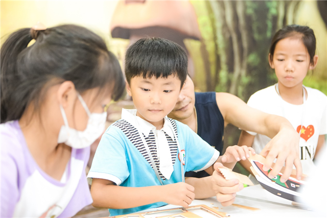 改善亲子关系，从一段陪伴时光开始——九房网