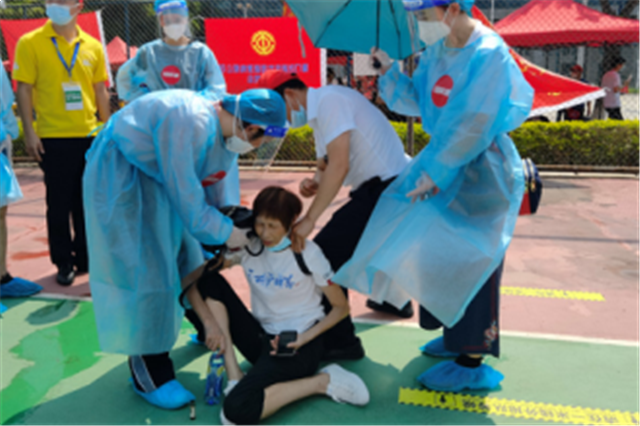 党旗飘扬践初心 疫情防控当先锋——特房集团志愿服务队在行动——九房网 党旗飘扬践初心 疫情防控当先锋——特房集团志愿服务队在行动——九房网