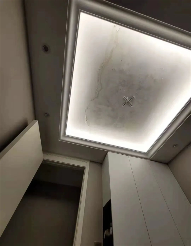 业主集体退房!精装变惊装!交房问题频发!金茂身陷“维权潮”?——九房网 业主集体退房!精装变惊装!交房问题频发!金茂身陷“维权潮”?——九房网