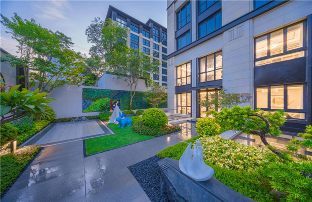 厦门龙湖首届别墅节将至,花园极致墅预定C位爆款!——九房网 厦门龙湖首届别墅节将至,花园极致墅预定C位爆款!——九房网