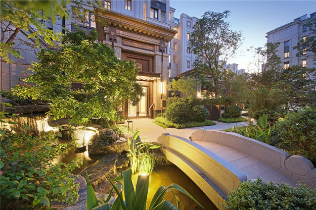 龙湖首开·景粼原著|尺度难得大平墅 席位锐减——九房网 龙湖首开·景粼原著|尺度难得大平墅 席位锐减——九房网