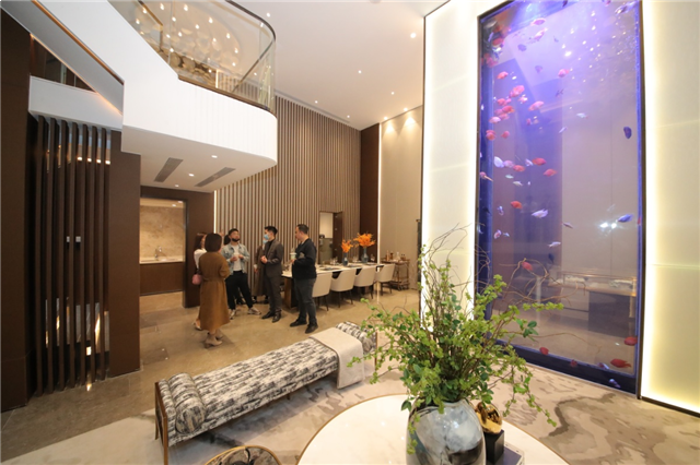 从效果图到实景图,龙湖用试住打开了厦门的墅居想象力——九房网 从效果图到实景图,龙湖用试住打开了厦门的墅居想象力——九房网