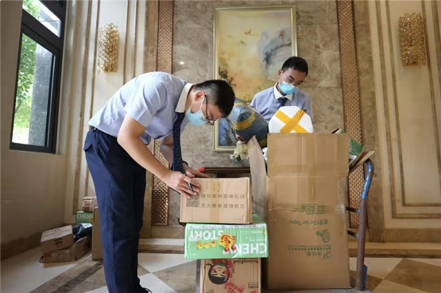 在泉州,拥有一个“别人家的物业”,是什么体验?——九房网 在泉州,拥有一个“别人家的物业”,是什么体验?——九房网