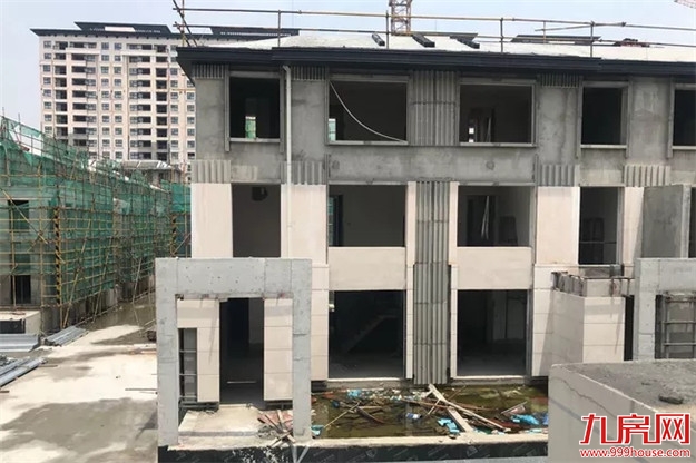 集团违约债务逾495亿！全国50个楼盘烂尾！东泰禾广场被挂牌处置！——九房网