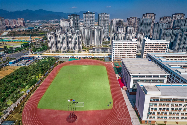 龙湖·春江天玺 | 探寻园林细节,演绎景观与建筑的视觉飨宴——九房网 龙湖·春江天玺 | 探寻园林细节,演绎景观与建筑的视觉飨宴——九房网