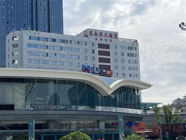 实探！房价连跌3个月！有房降6千/㎡！岛内这片区不香了？——九房网