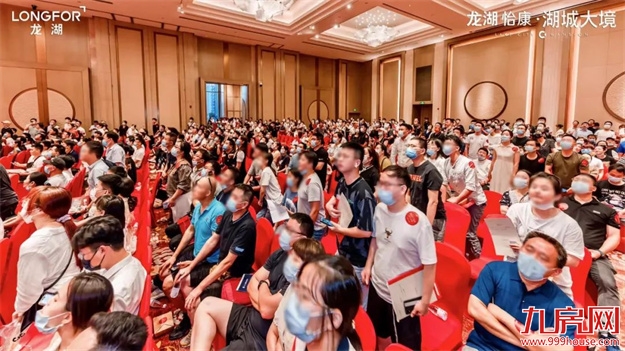 豪宅狂卖13亿！千人摇来袭！多城楼市狂踩油门！厦门新盘...——九房网