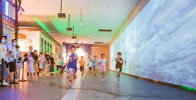 小龙人计划 | 牵着“蜗牛”去散步，让爱不慌不忙——九房网