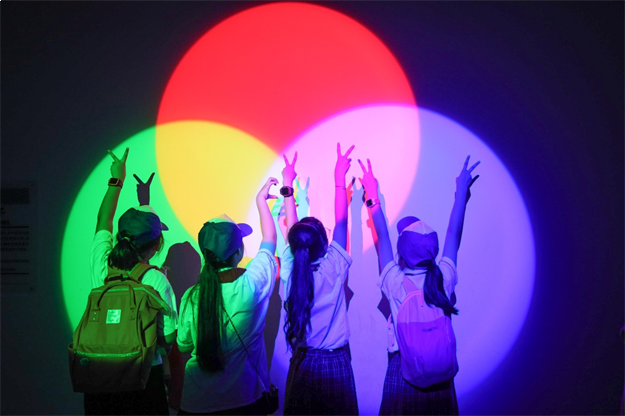 小龙人计划 | 牵着“蜗牛”去散步，让爱不慌不忙——九房网